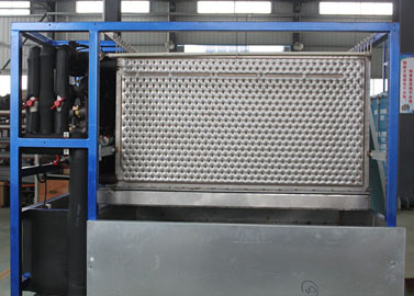 Plate ice making machine
