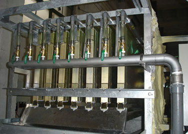Commercial plate ice machine